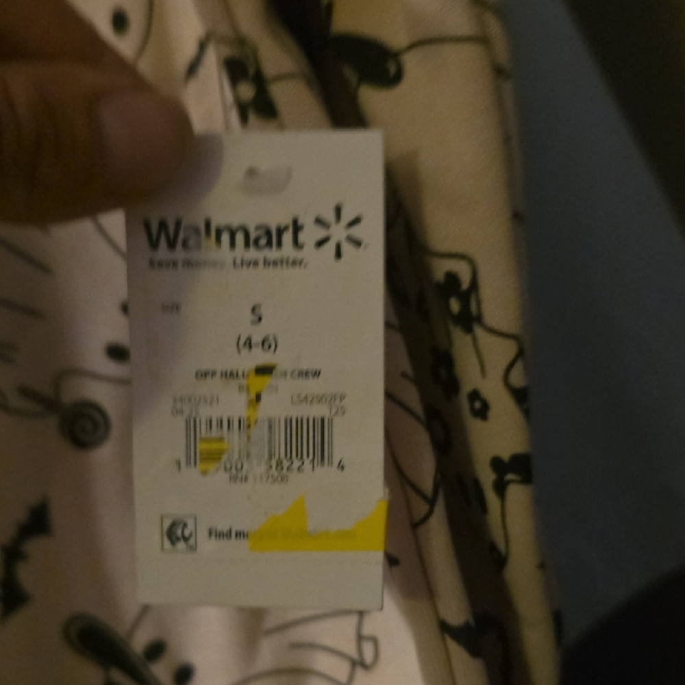 Wound Up Cream Sweater with Black Pattern - Picture 2 of 3